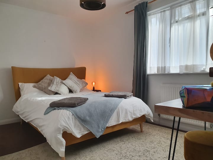 غرفة النوم الرئيسية