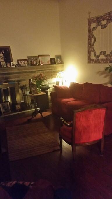 Guests can use living room