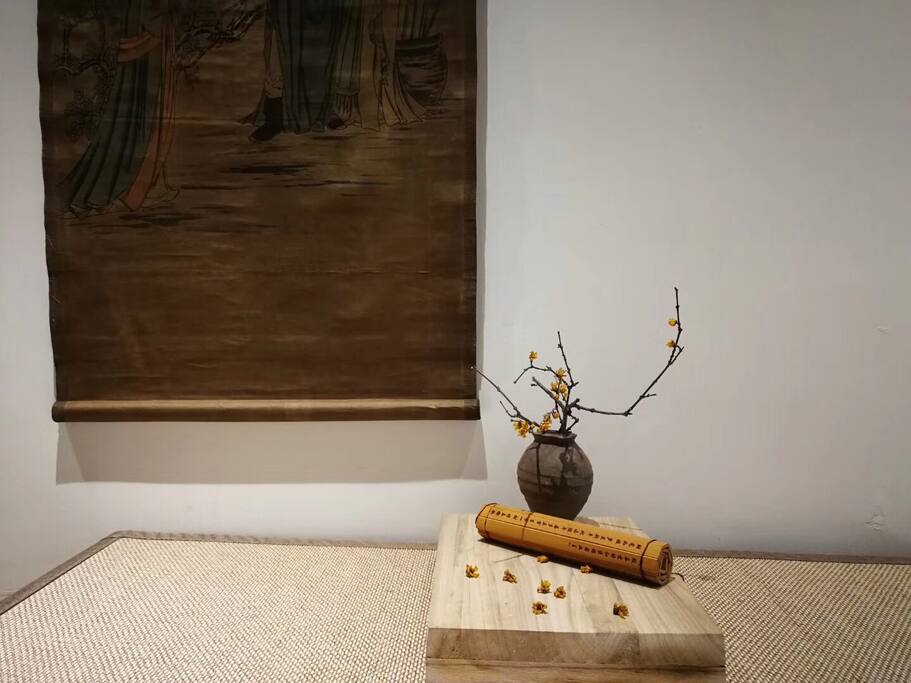 拾起久违的书卷画本,安度惬意的午后禅意