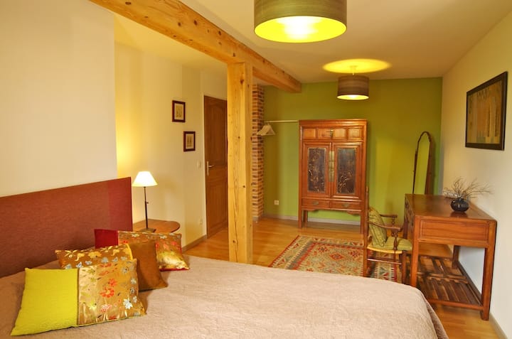 Chumba cha kulala kwenye kitanda cha ghorofa ya 1 160