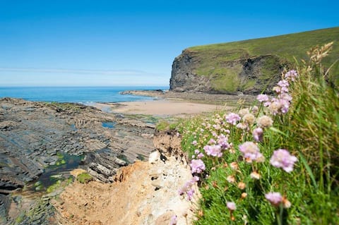 Parada Cottages, beautiful walk to the beach