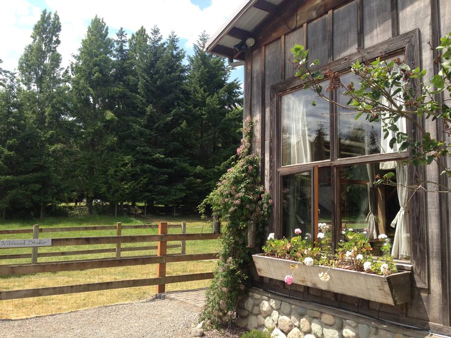 The big windows let in lots of natural light.