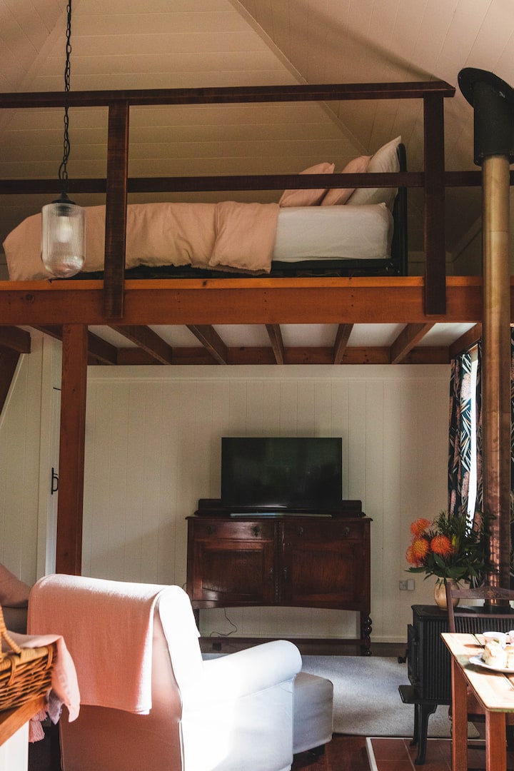 Falls Cottage, In The Rainforest At Jamberoo - Kiama