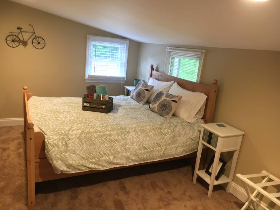 Queen master bed.