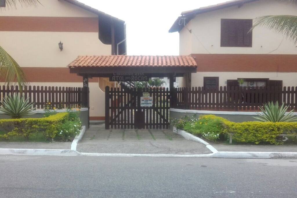 Portão de Entrada Pedestre e Veículos