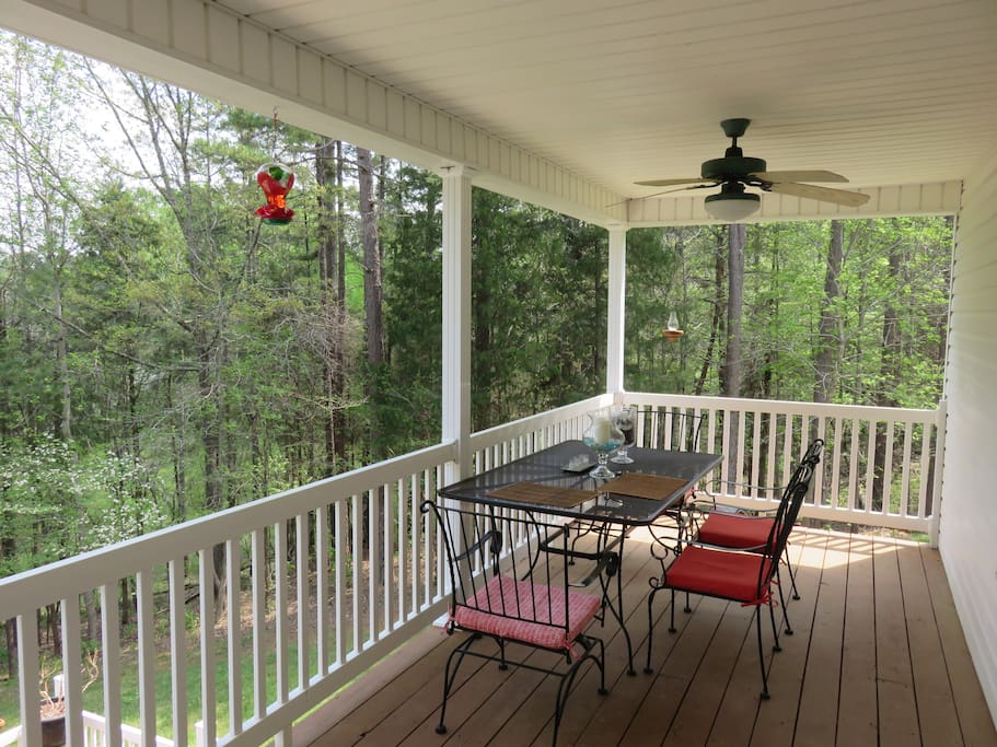 Balcony Dining