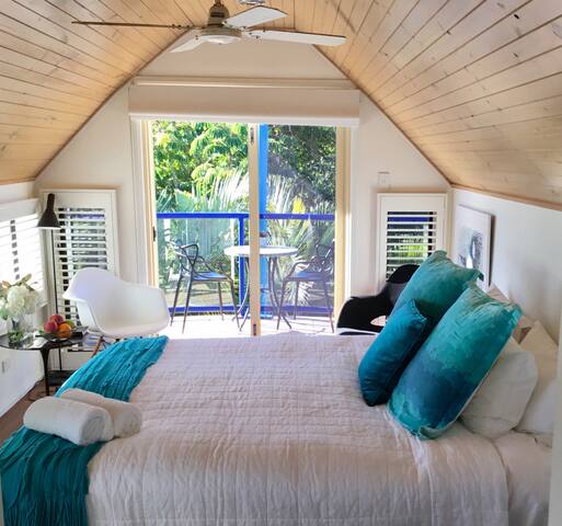 Byron Beachside @ La Mer