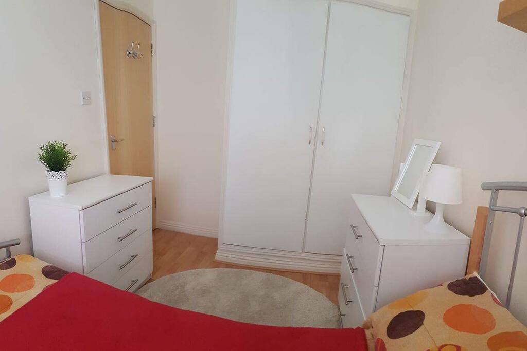 Private bedroom