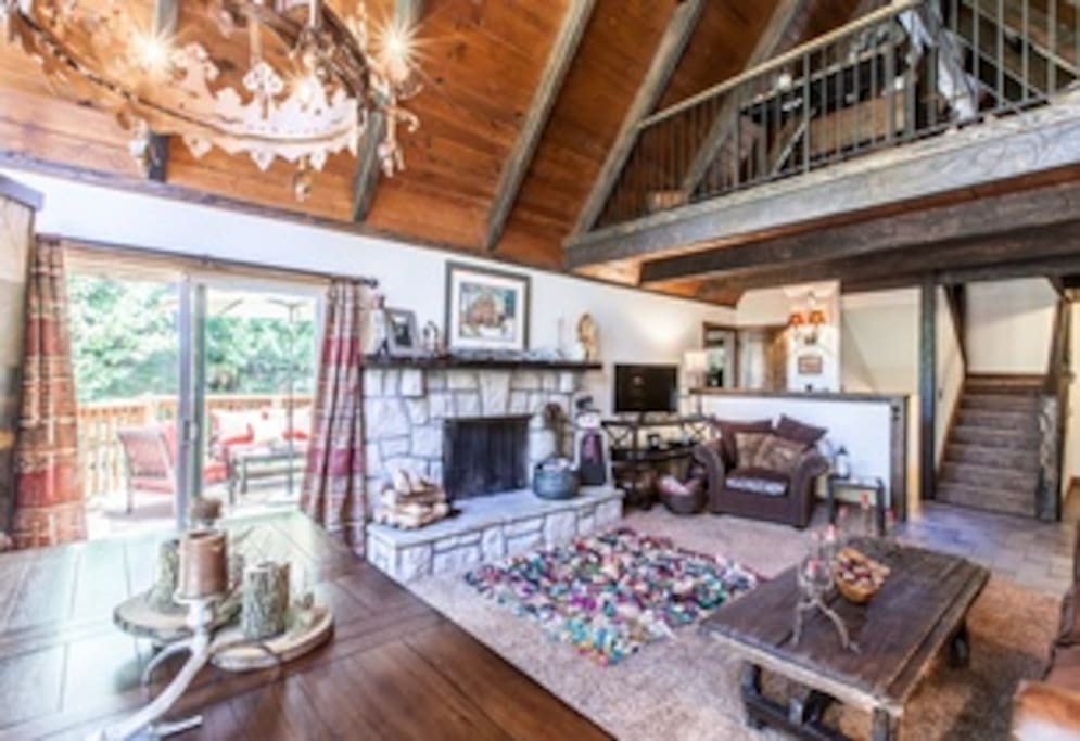 Living room with split stone granite fireplace