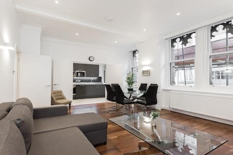 Beautiful Apartment in the Heart of London (FS1)