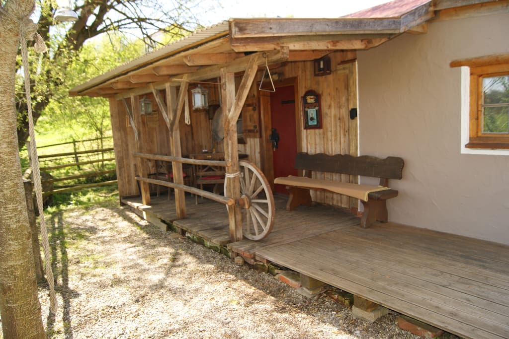 Kleine Blockhütte