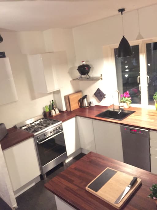 Kitchen with plenty of space and great cooking facilities