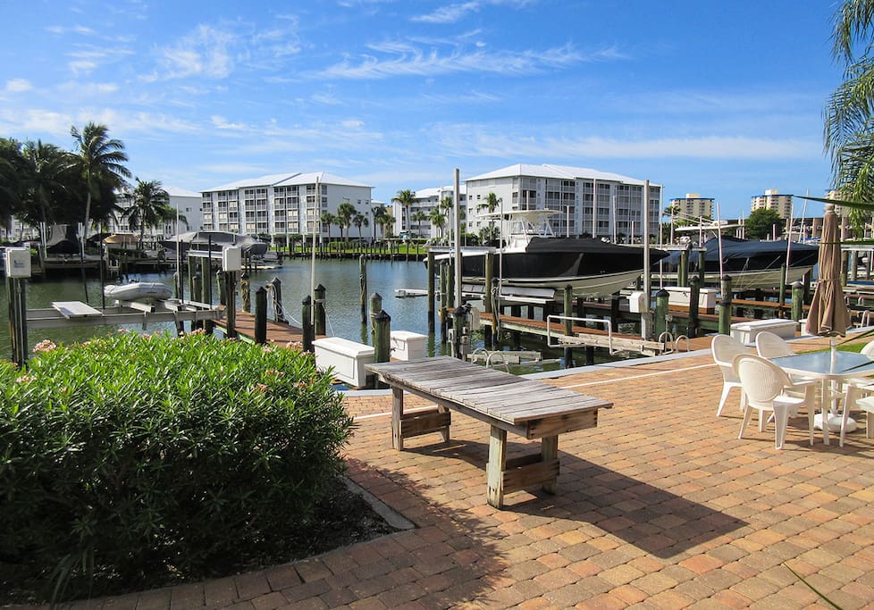Boardwalk, Path, Sidewalk, Walkway, Dining Table