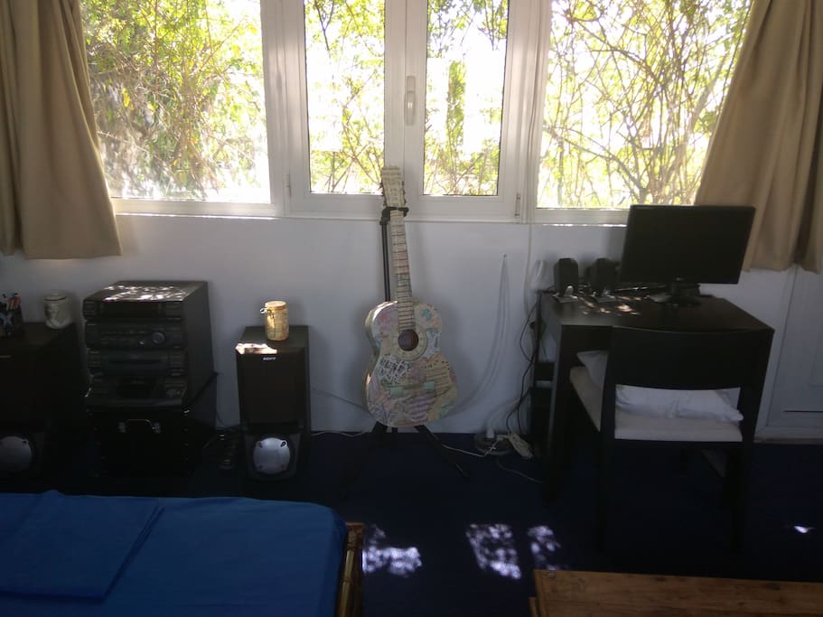 PRIVATE BEDROOM