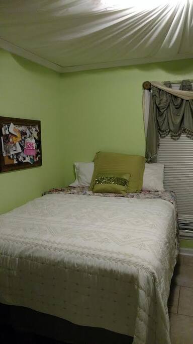 Queen size bed