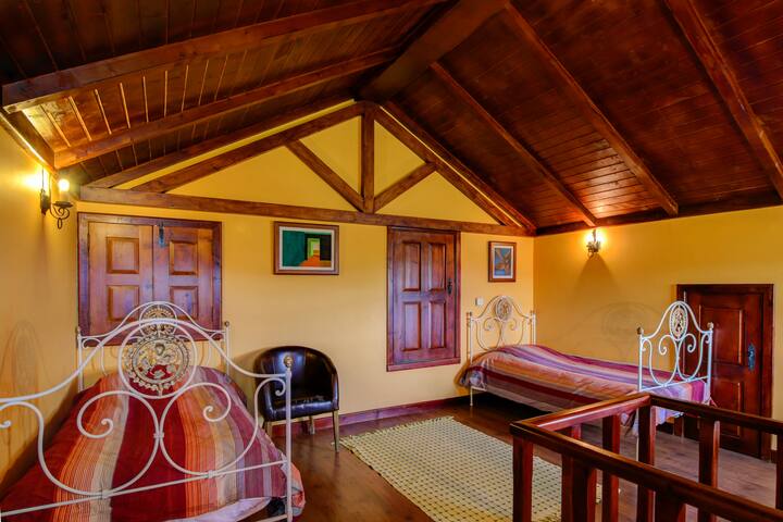 Download Quinta Da Costeira Cottage Villas For Rent In Cinfaes For iPhone Free Wallpaper Quinta Da Costeira Cottage Villas For Rent In Cinfaes HD