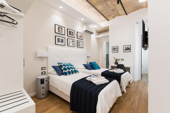 2°BEDROOM: 2 single beds version +A/C+Smart TV