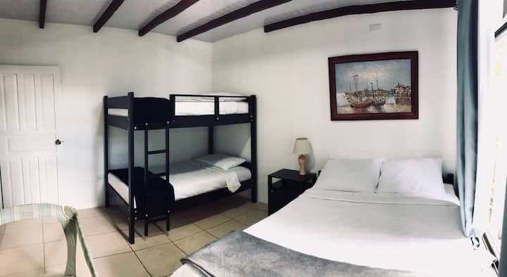 غرفة النوم 1