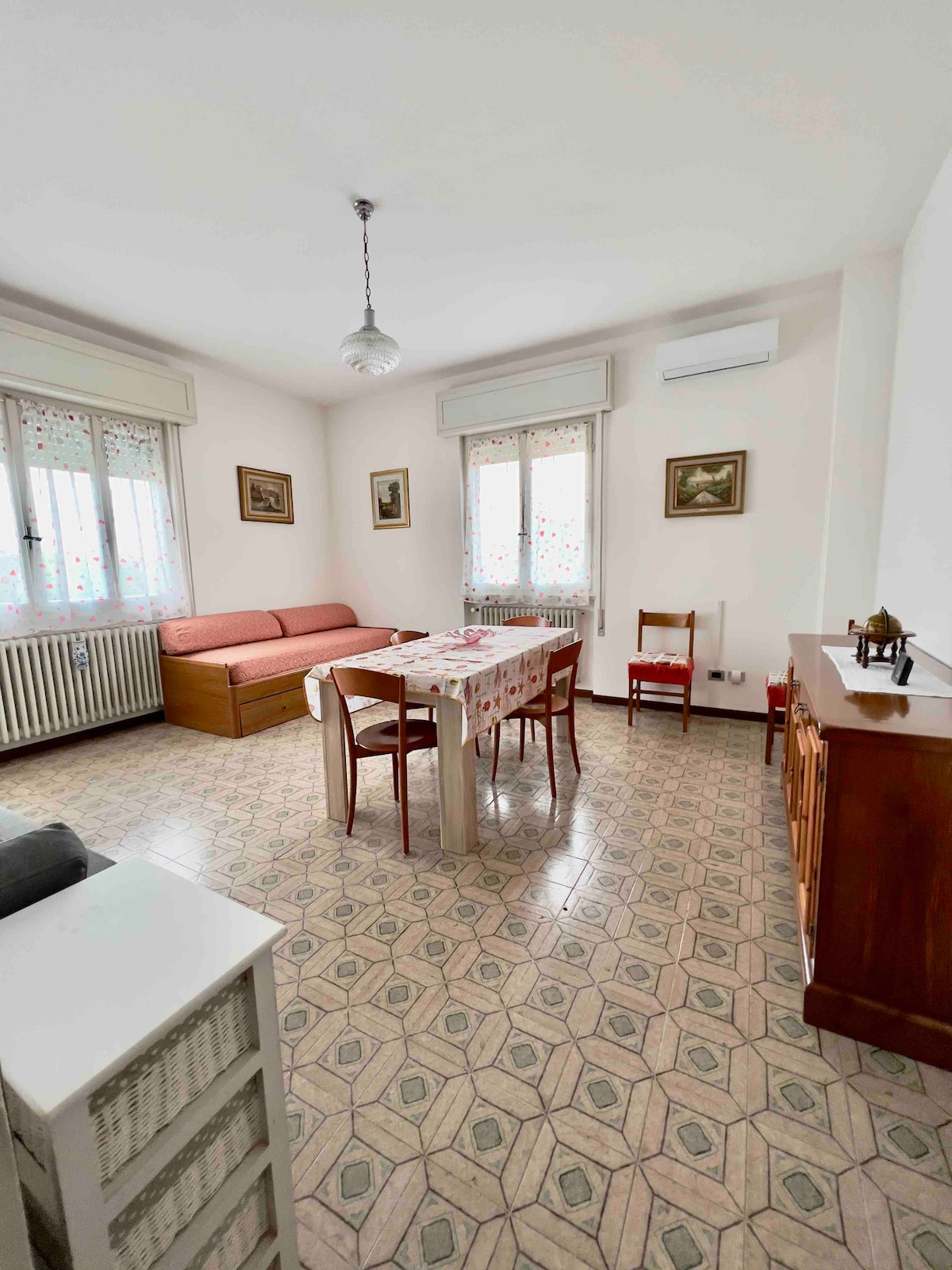 Top Airbnb: Maderno Holiday Home 95sqm sleeps 4/6 a Toscolano Maderno
