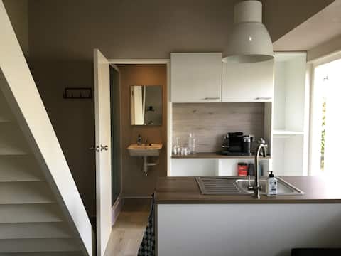 Private apartment/studio