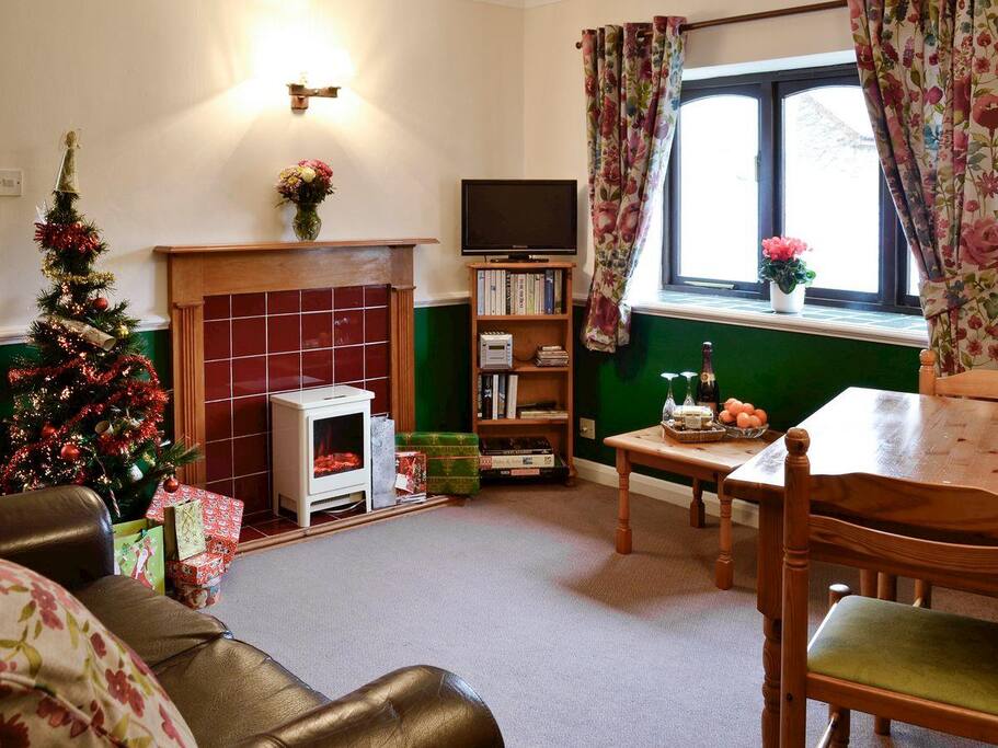 Primrose living/dining room at Christmas