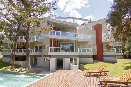 Dupléx con Terraza y Yacuzzi privado al mar