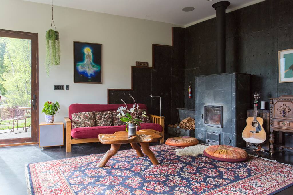 Casual comforts and a masonry stove