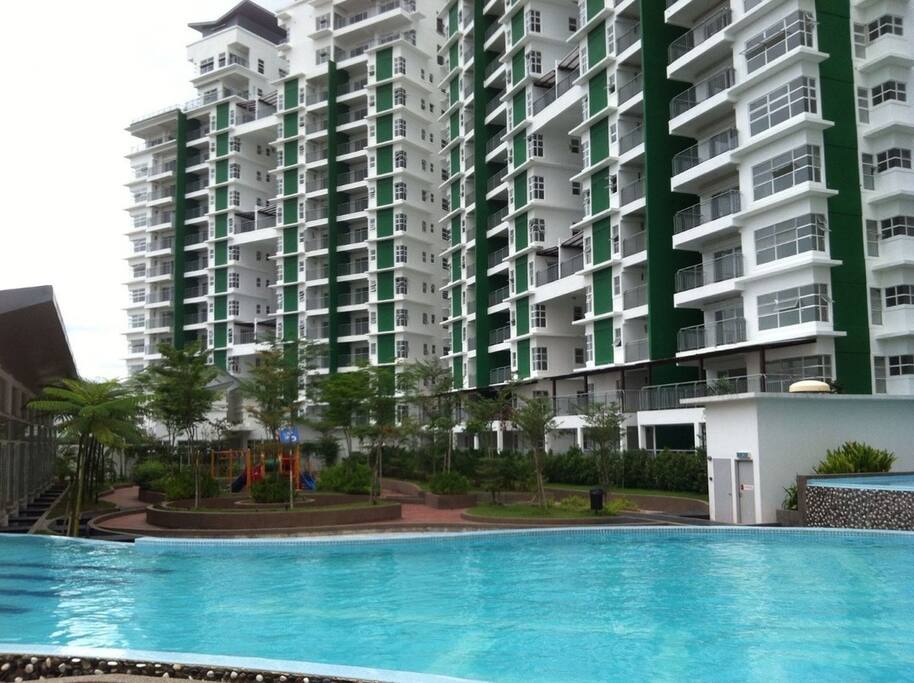 Swimming pool, jogging track, Jacuzzi & sauna