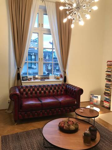 Fantastic 2 floor Rooftop Penthouse/ TOP Location! gallery image 5