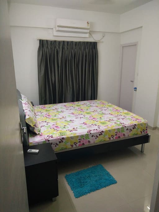 closeup image of bedroom 1