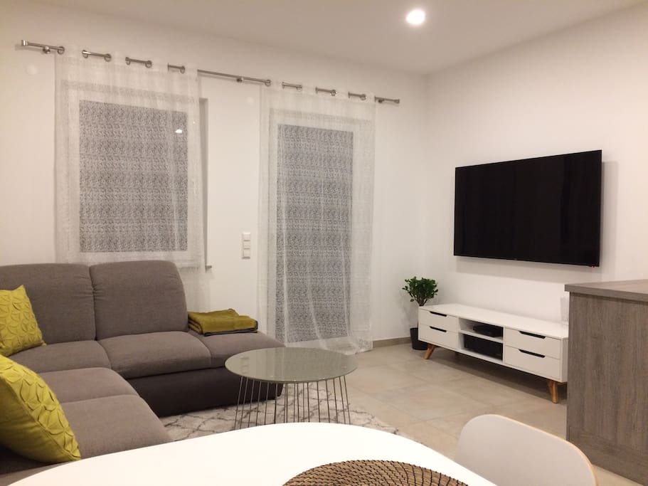 Cozy Business Suite