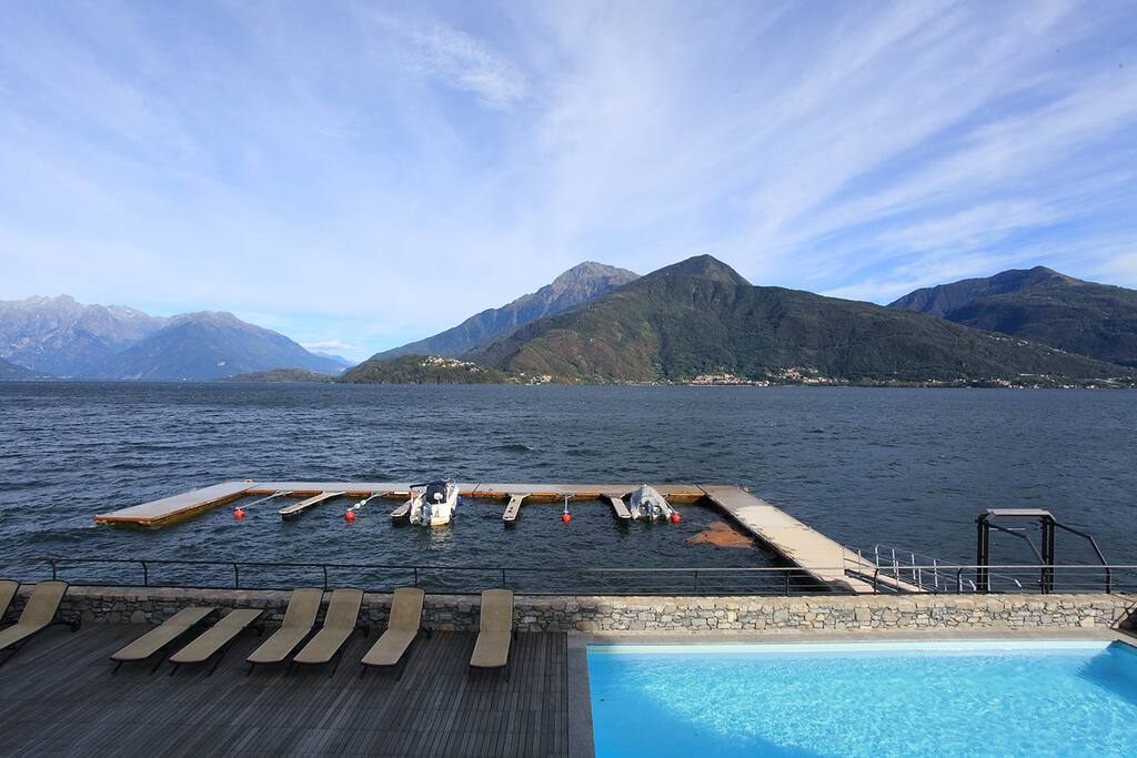Pool and swimming pier