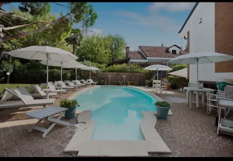 Villa La Palmetta
Milano