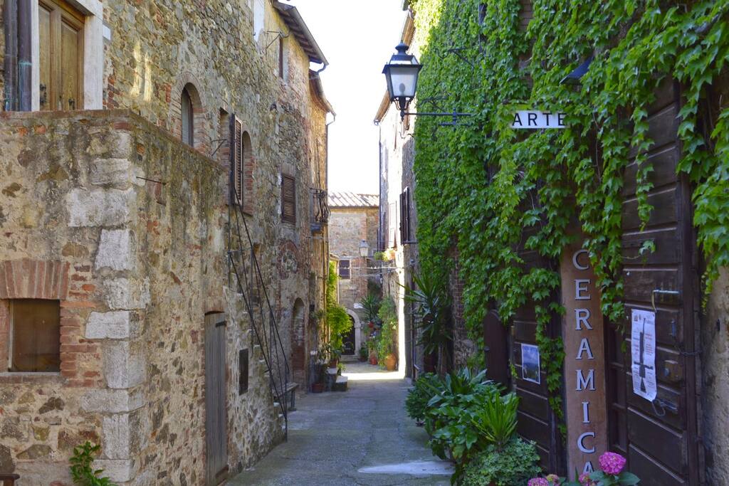 Vicolo della Libertà - Montemerano