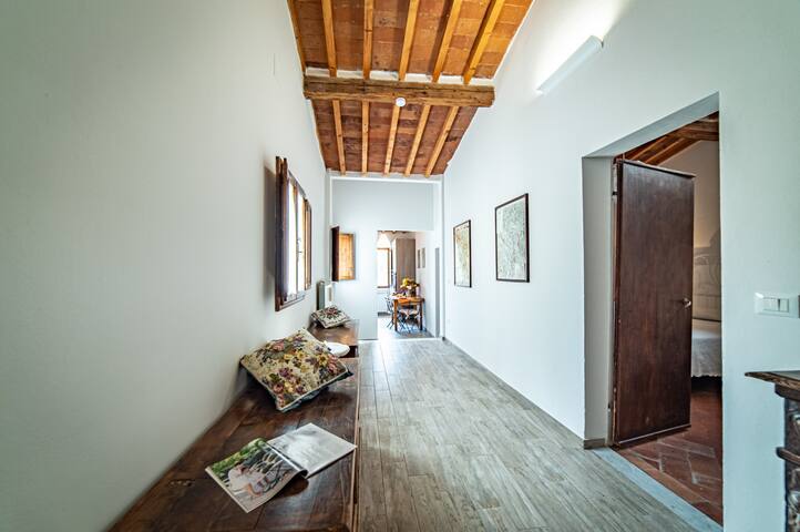 Oltrarno Apartment gallery image 4