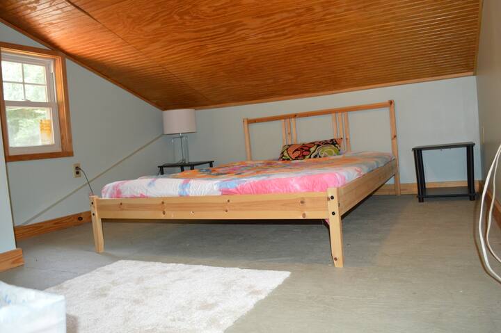 double bed in loft (Kids/ teens love ) Note not for littles but one who can climb ladder/steps