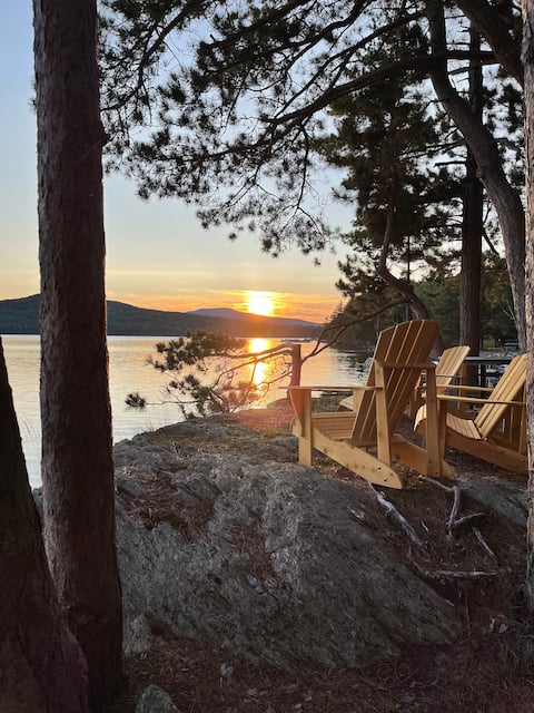 Pine Rock Point Cottage - At Haines Landing