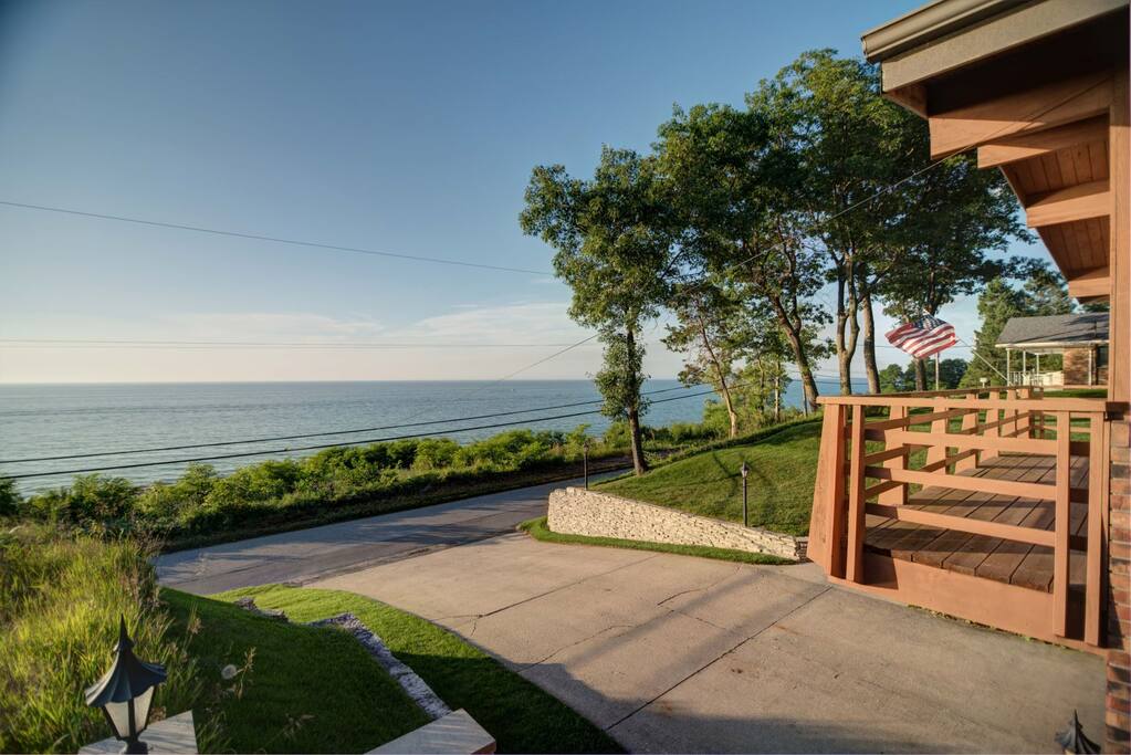 Lakeview Escape - Houses for Rent in Michigan City ...
