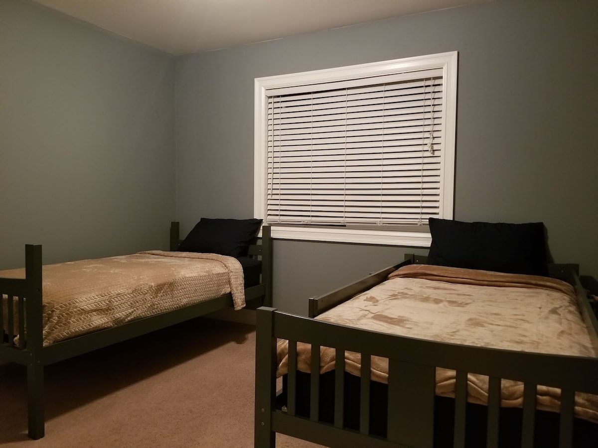 საძინებელი 4