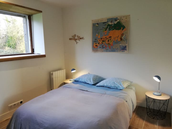 Sovrum 2 på bottenvåningen 