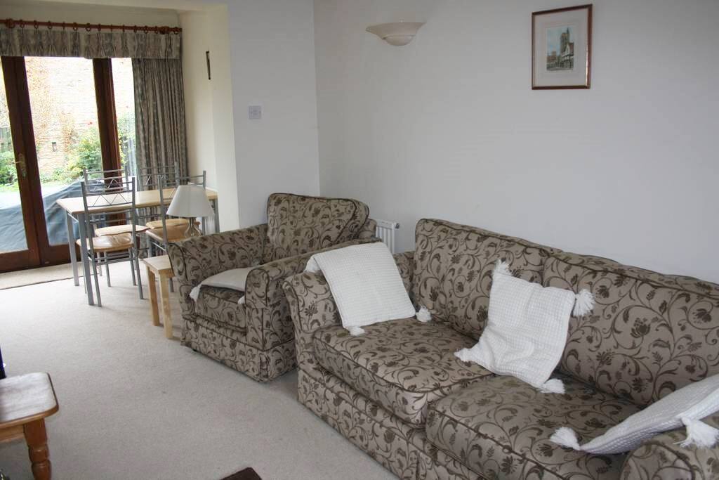 Comfortable Lounge