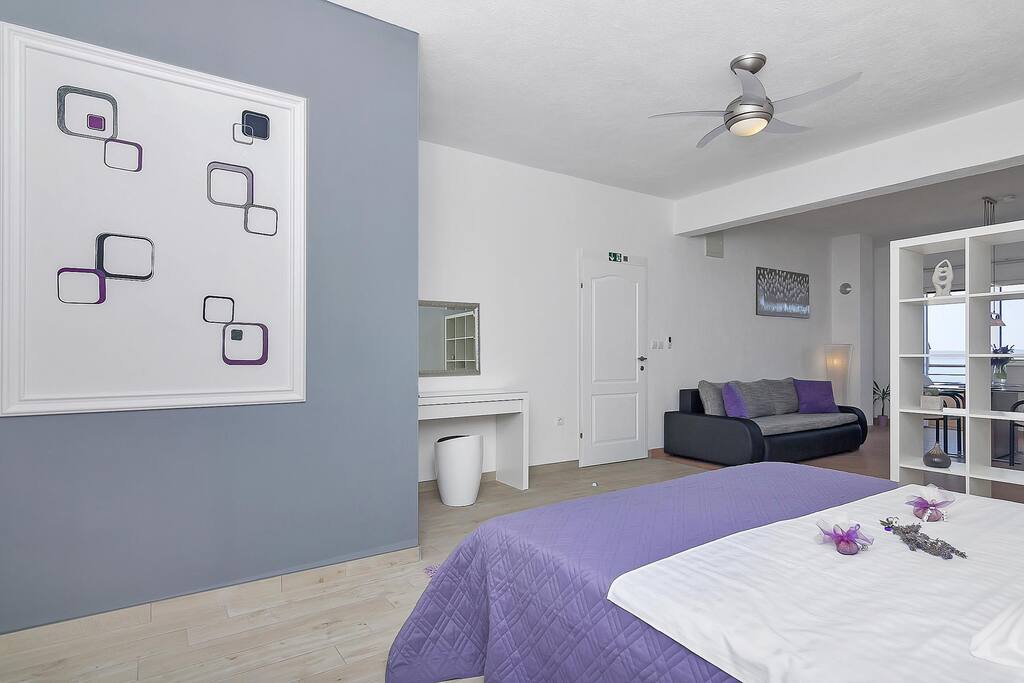 Apartman "Lavanda" A2+1- Soba i dnevni boravak