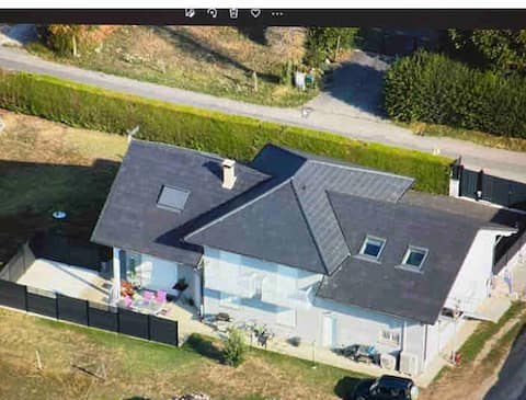 Country house for 8 people