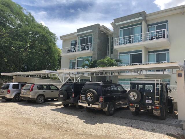 Beachside 1st Floor Condo Near Flamingo & Conchal