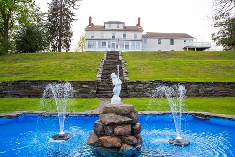 Majestic Country Mansion Pool HotTub, Hiking, Pets