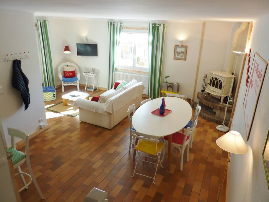 Vue d'ensemble sur le living room