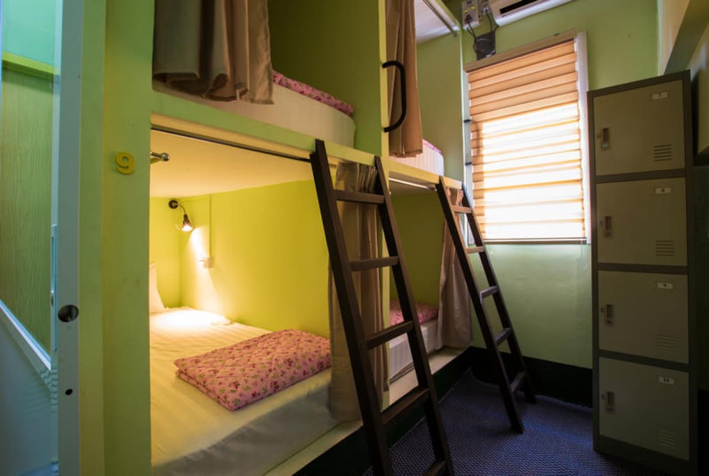 4 bed female dorm