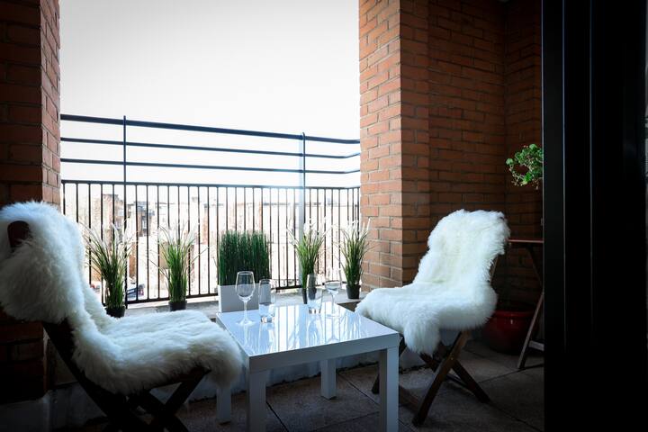 Elegant Two bedroom in the heart of Kensington gallery image 5