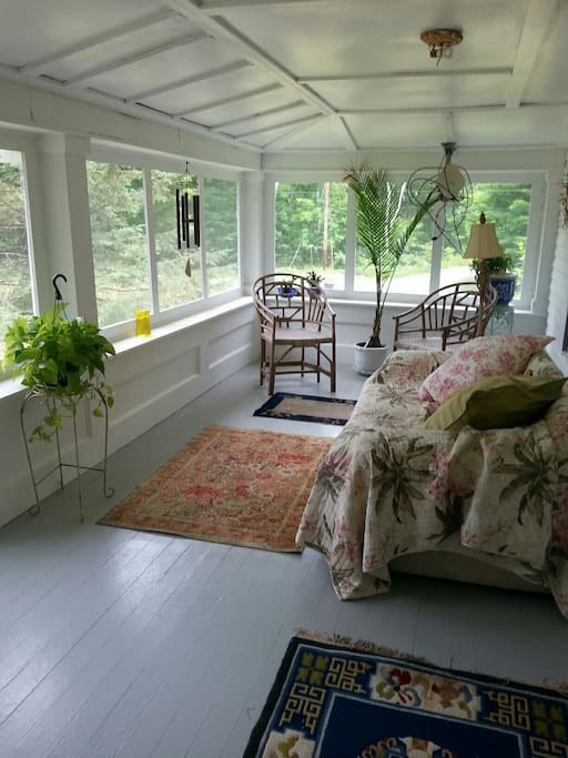 Welcome to enjoy the screen porch