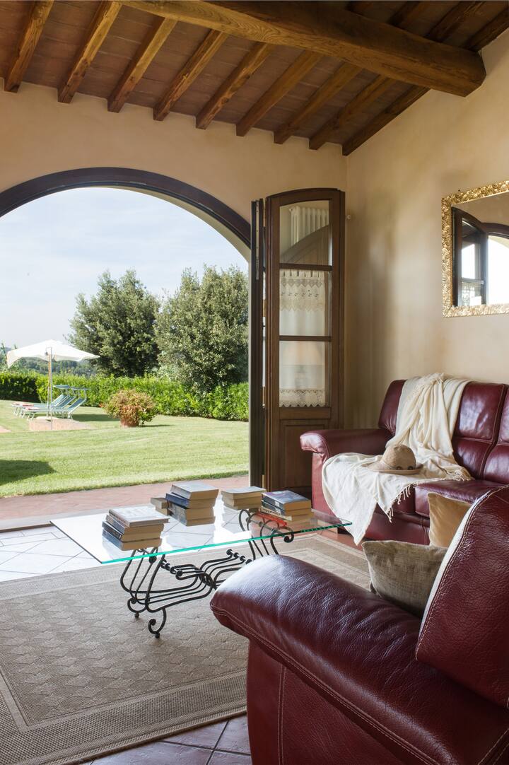 Villa Montevizzano for 5 ALL BILLS INCLUDED